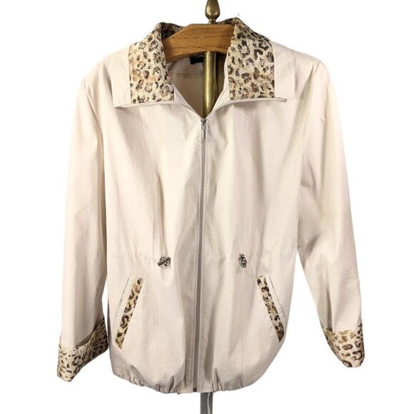 Exclusive Cream Colored Leopard Print Jacket - Picture 1 of 12